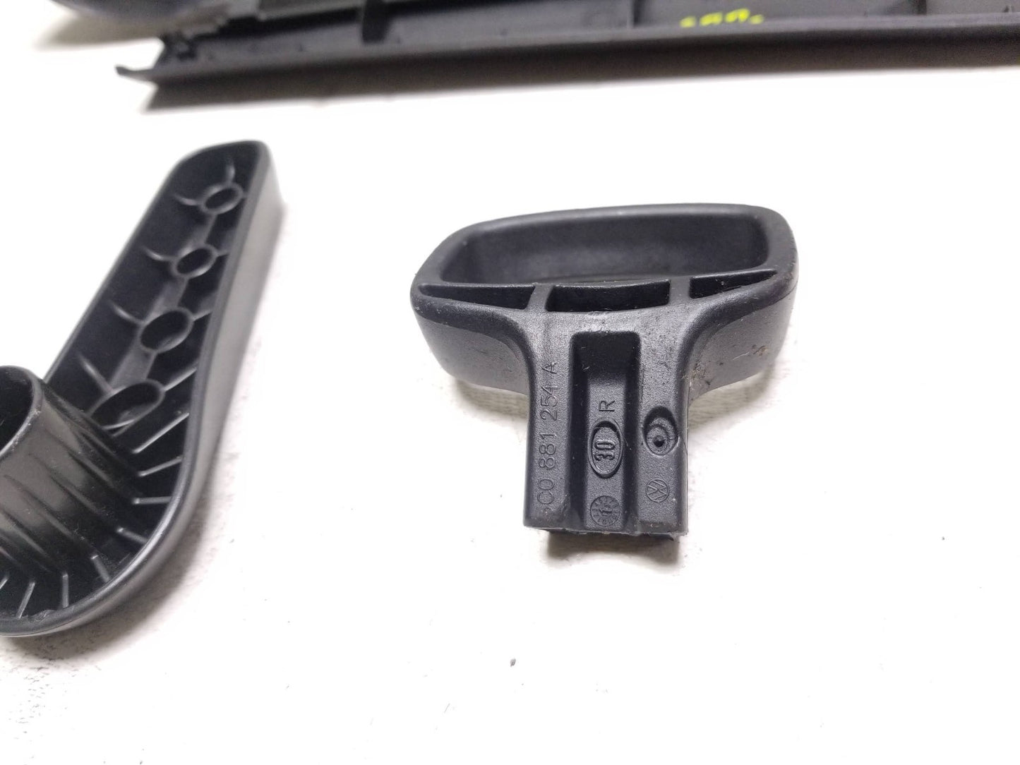 2010 - 2014 VW Golf GTI Seat Side Trim Front Passenger Side Right OEM