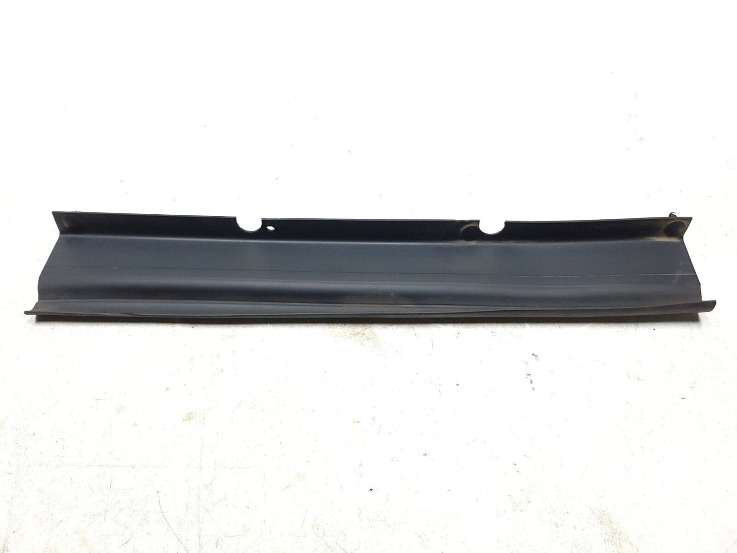 14-19 Chevrolet Silverado 1500 Pickup Box Air Deflector Left & Right 2pcs OEM