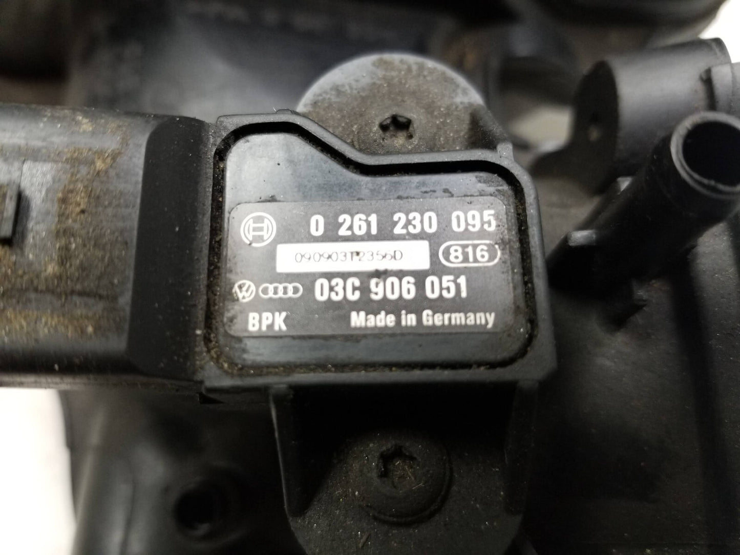 2009 - 2012 Audi Q5 Intake Manifold 3.2l OEM
