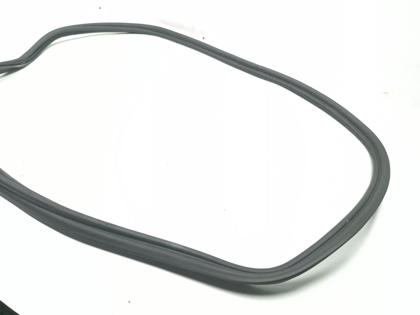 2013 Volvo S60 Trunk Lid Weatherstrip Seal OEM