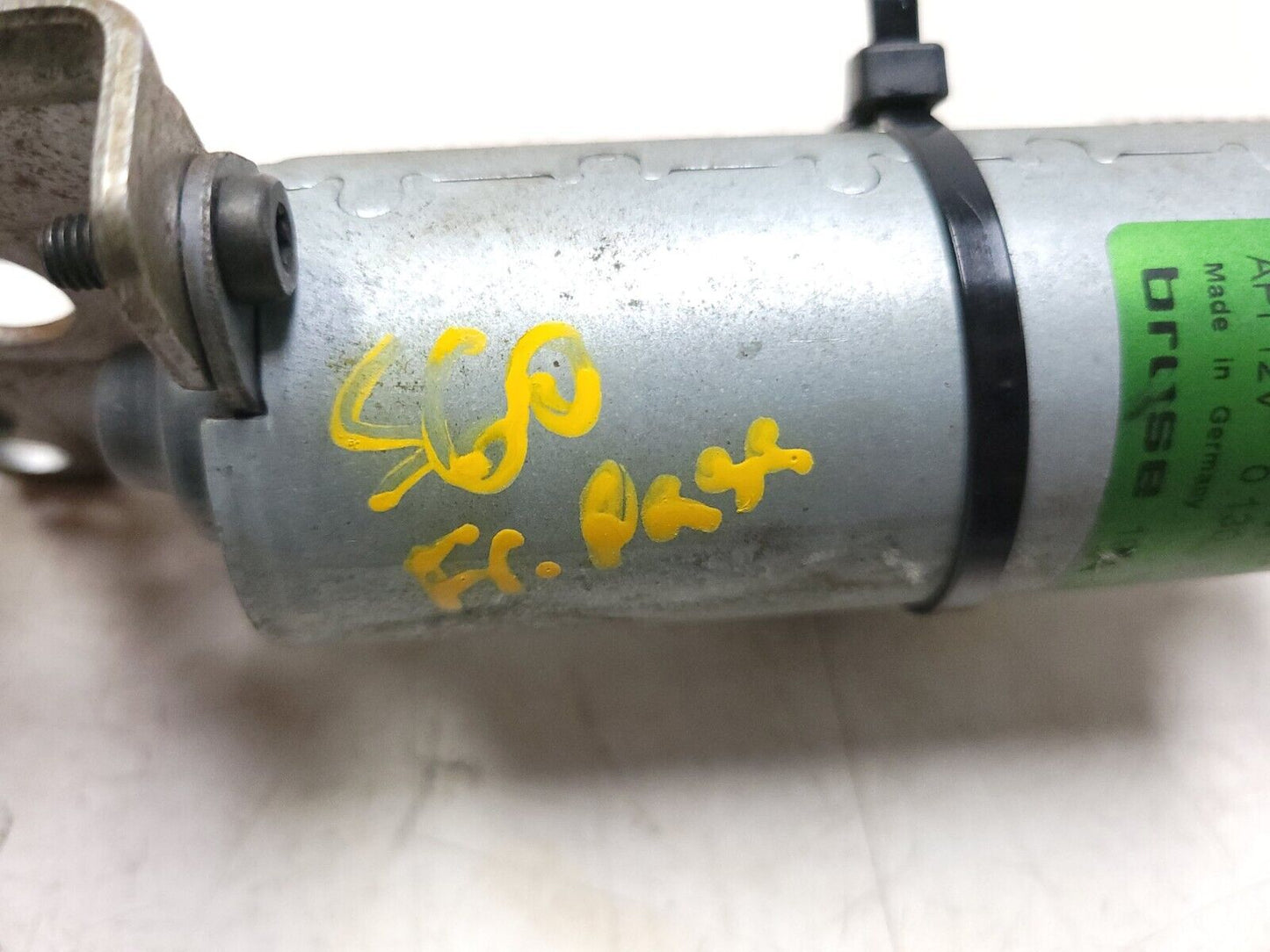 2001-2009 Volvo S60 Front Passenger Seat Adjust Motor OEM