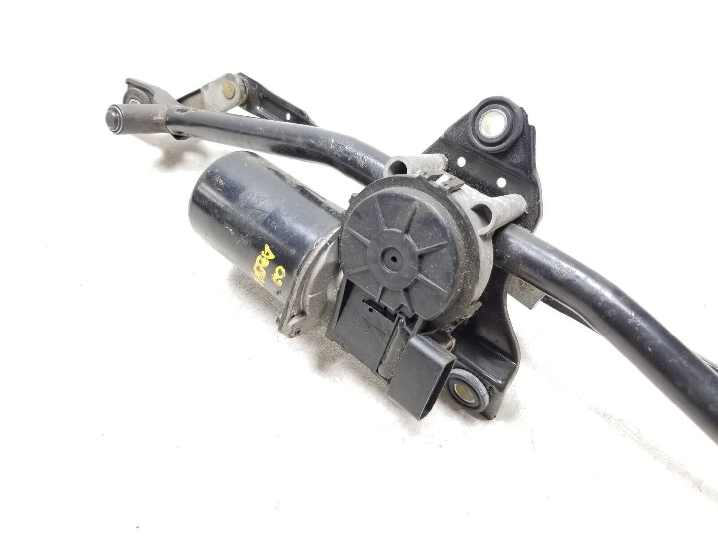 06 - 10 Hyundai Azera Windshield Wiper Motor W/ Linkage OEM