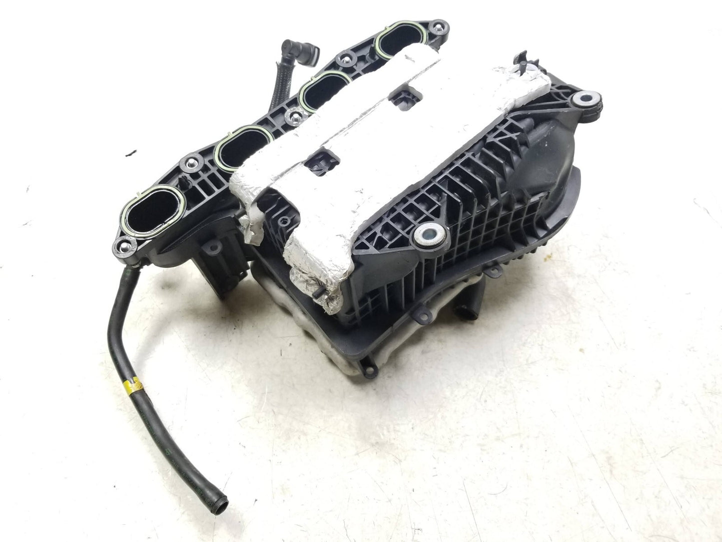 2018 Alfa Romeo Stelvio Intake Manifold 2.0 L OEM