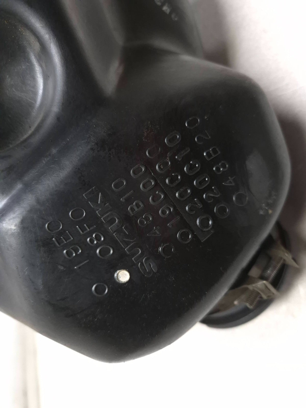 2001 Suzuki Gsx 750f Katana Air Cleaner Intake Filter Box OEM