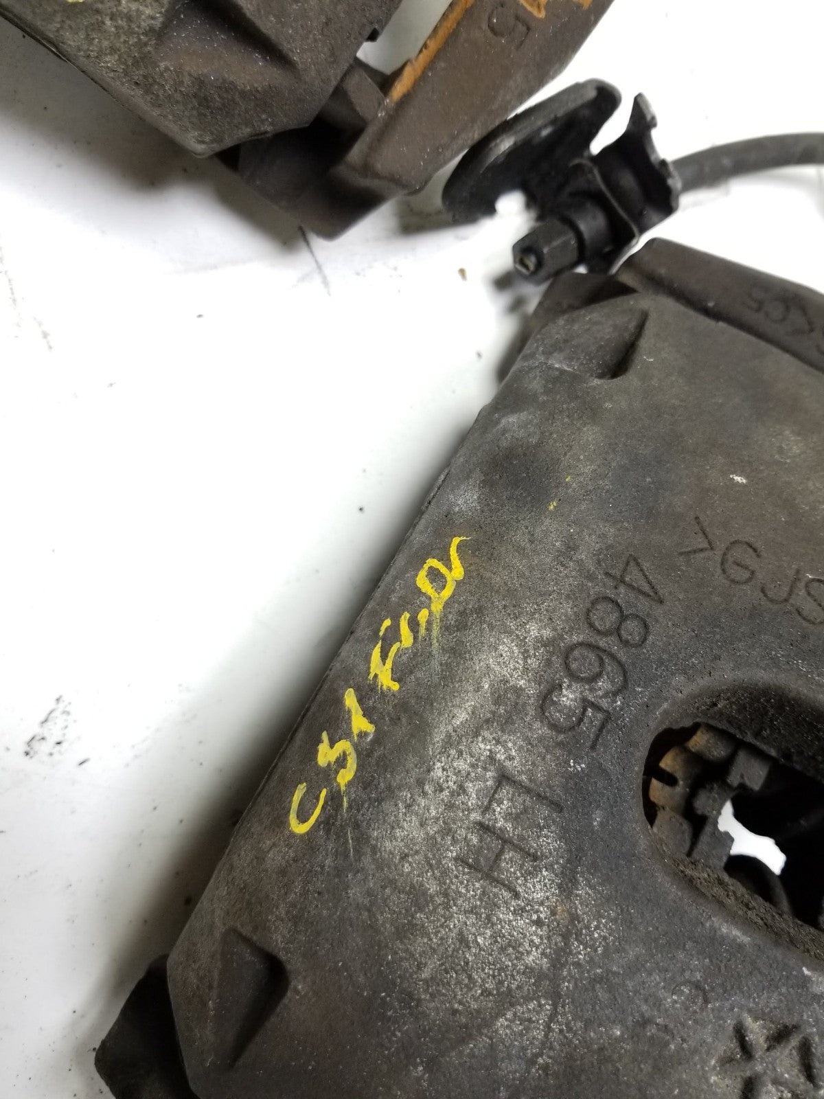 2012 Jeep Grand Cherokee Brake Caliper Front Left & Right Pair OEM