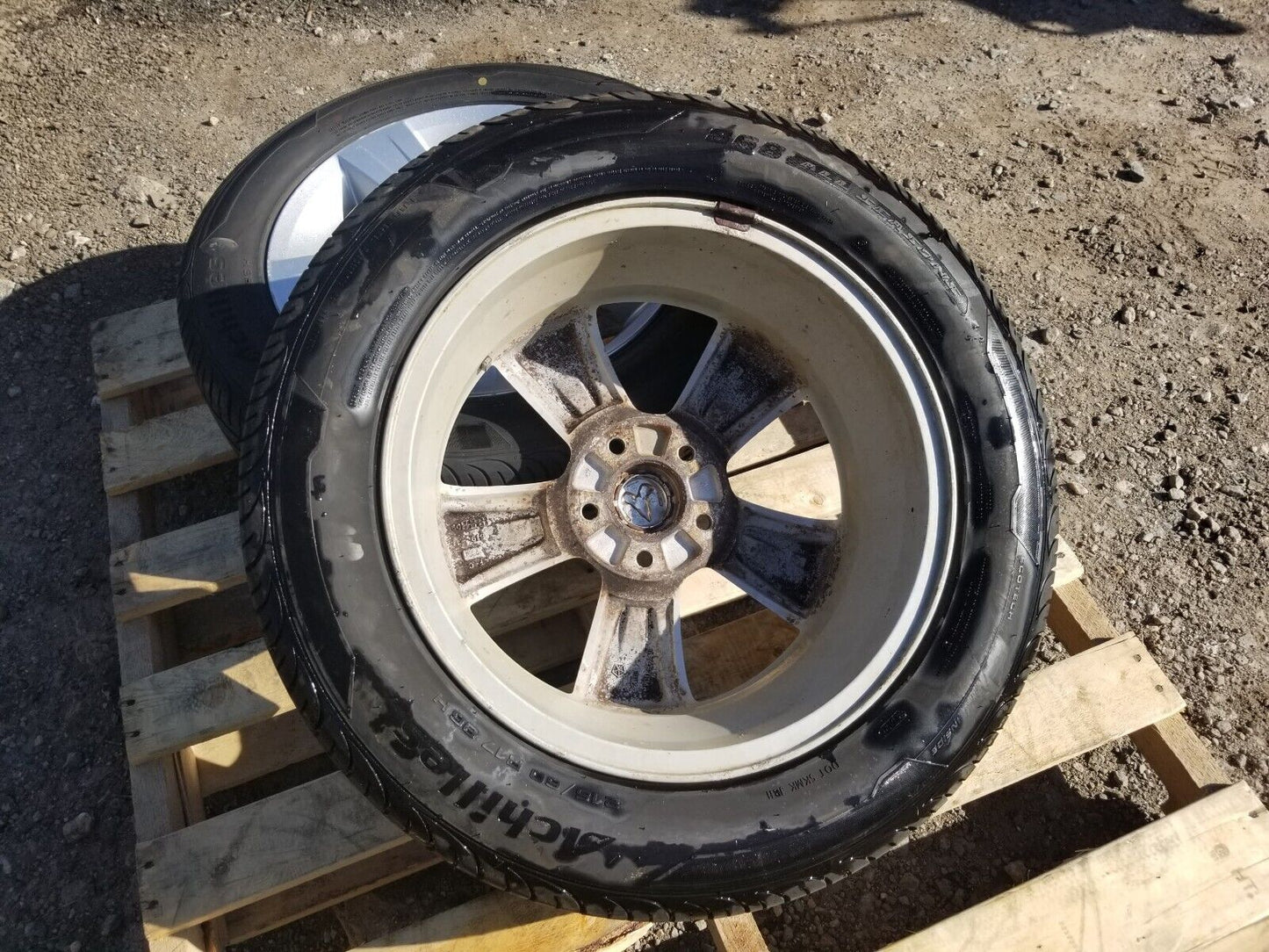 2007-2011 Dodge Caliber Sxt Wheel Rim W/ Tire 215/60r17 9.5/32" Pair OEM