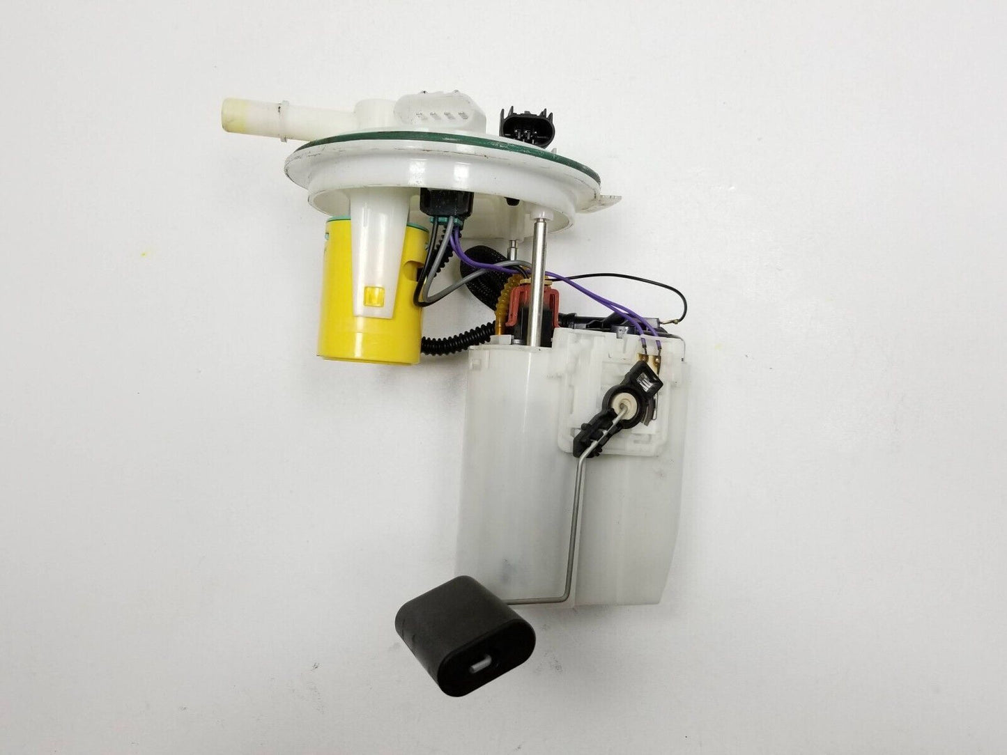 13 14 15 16 GMC Acadia Fuel Pump OEM