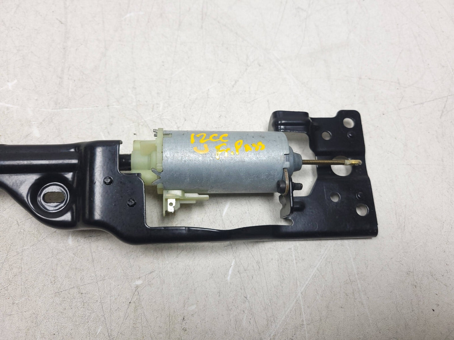 2012 Volkswagen Cc Front Seat Motor Front Passenger Side Right 3pcs OEM