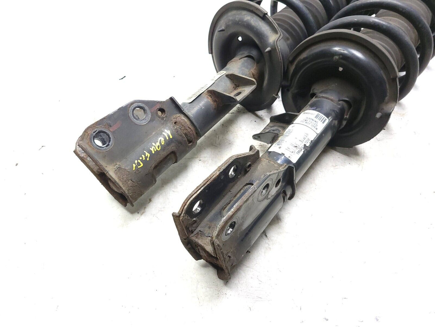 10-15 Chevrolet Equinox Front Shock Strut Absorber Pair OEM