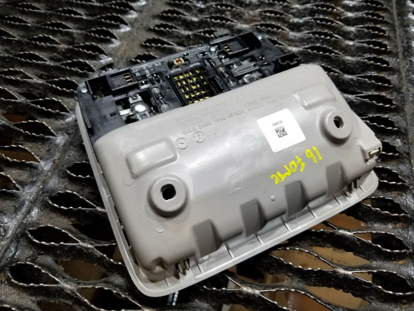 14 15 16 Kia Forte Overhead Dome Map Light W/ Sun Roof Controls OEM 27k