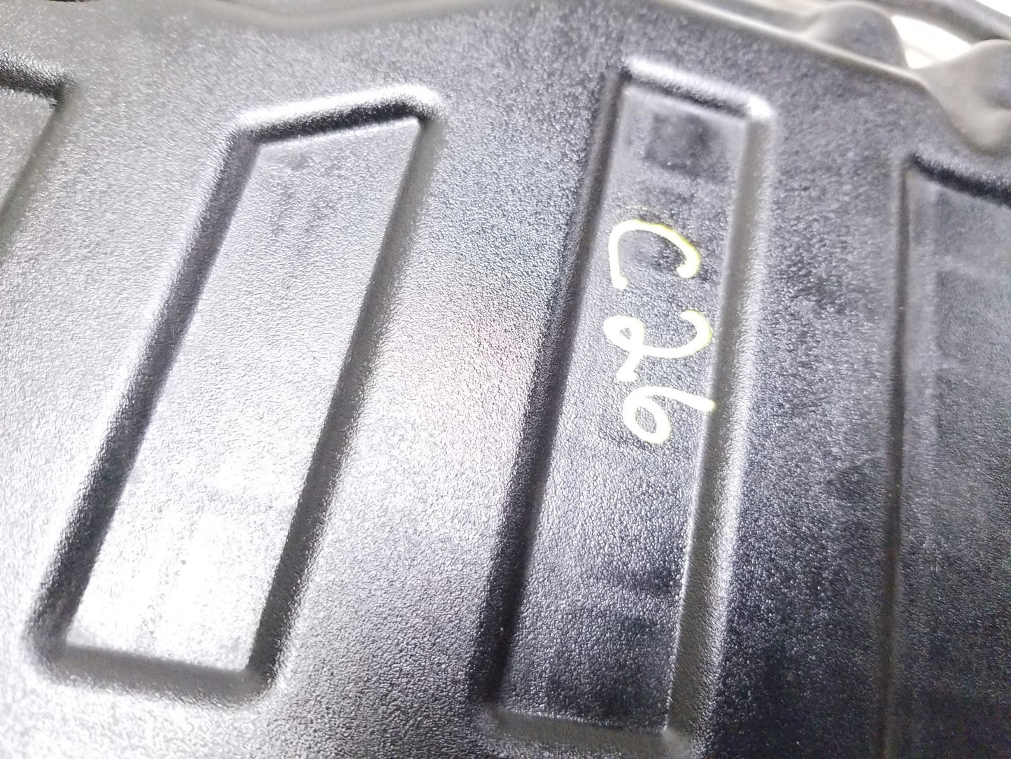 2014 - 2016 Kia Soul Transmission Valve Body Cover OEM