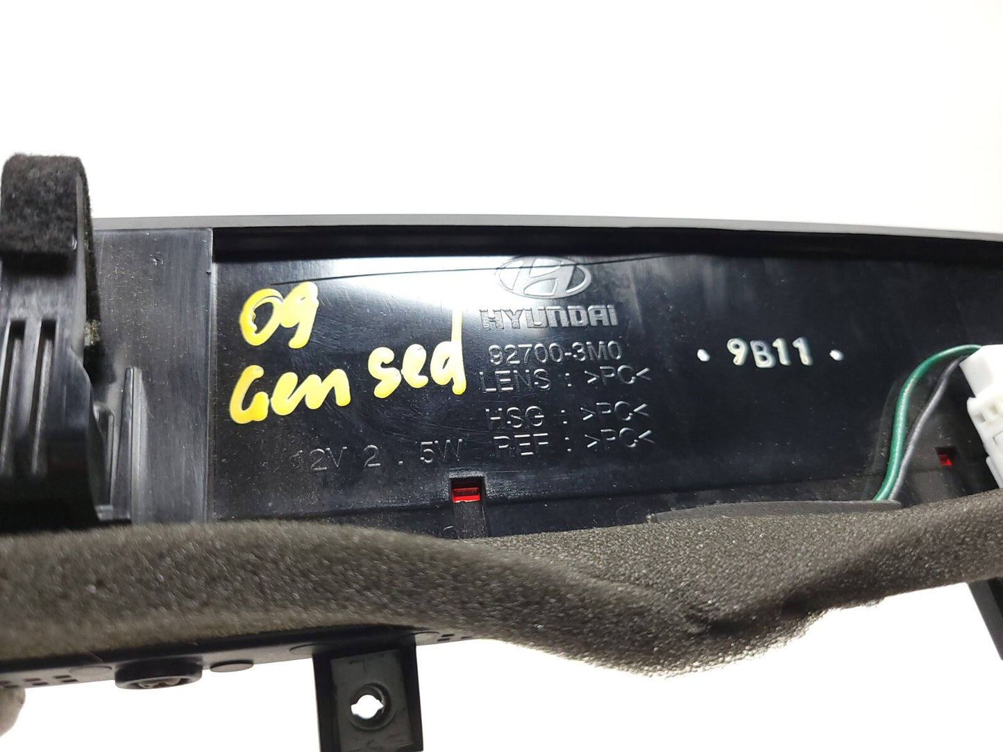 09-14 Hyundai Genesis Rear Third 3rd Stop Light Lamp OEM Sedan
