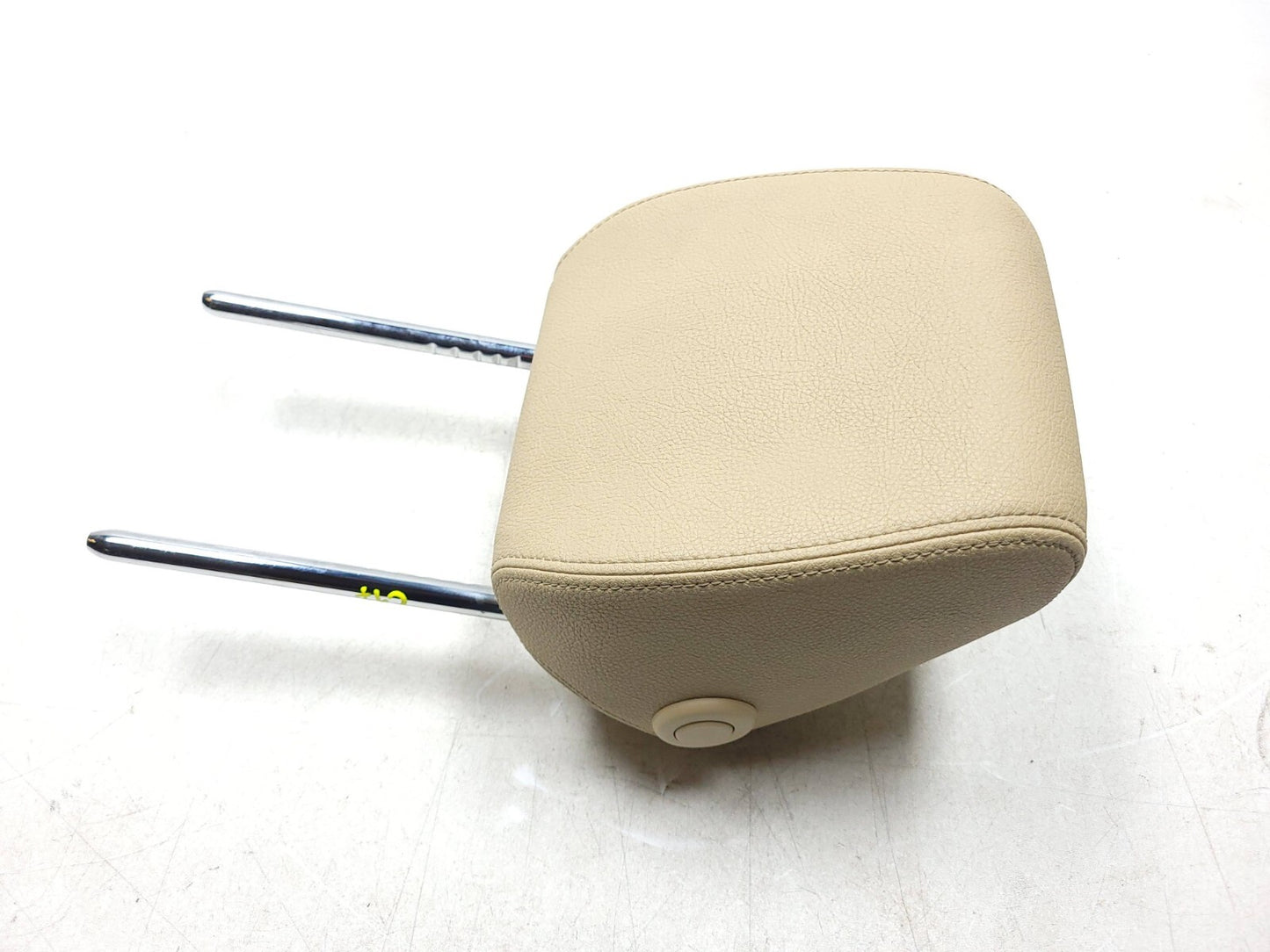 12-18 BMW 330xi F30 Front Headrest Pair OEM β