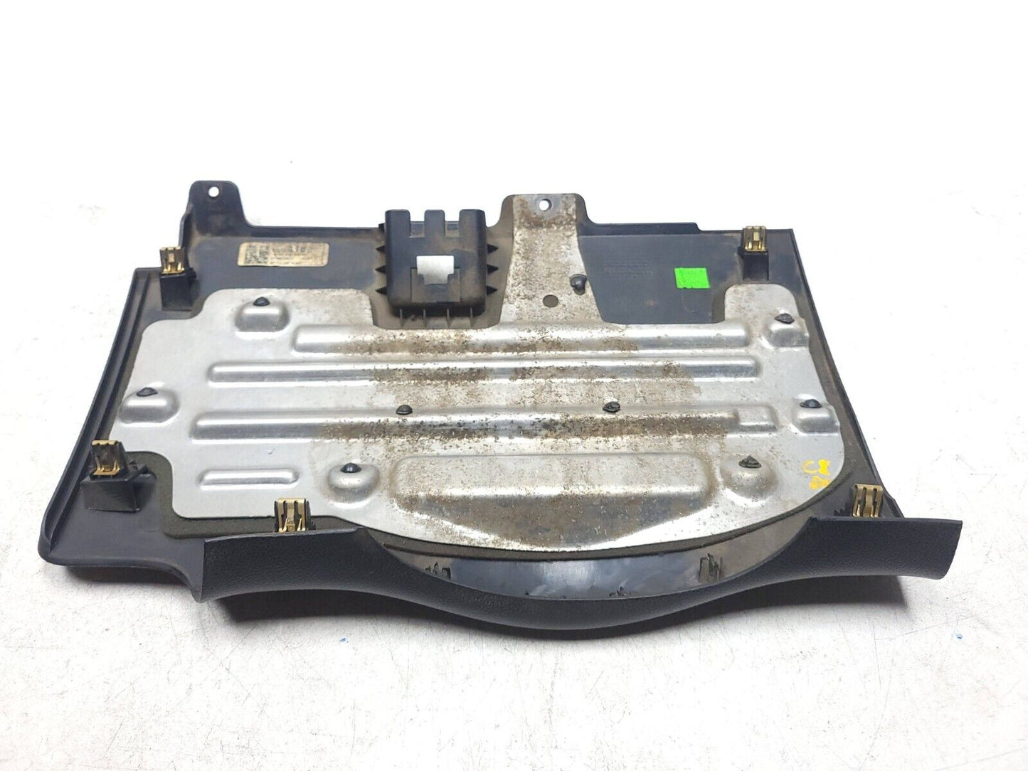 2014 - 2019 Chevrolet Silverado 1500 Driver Knee Trim Panel OEM