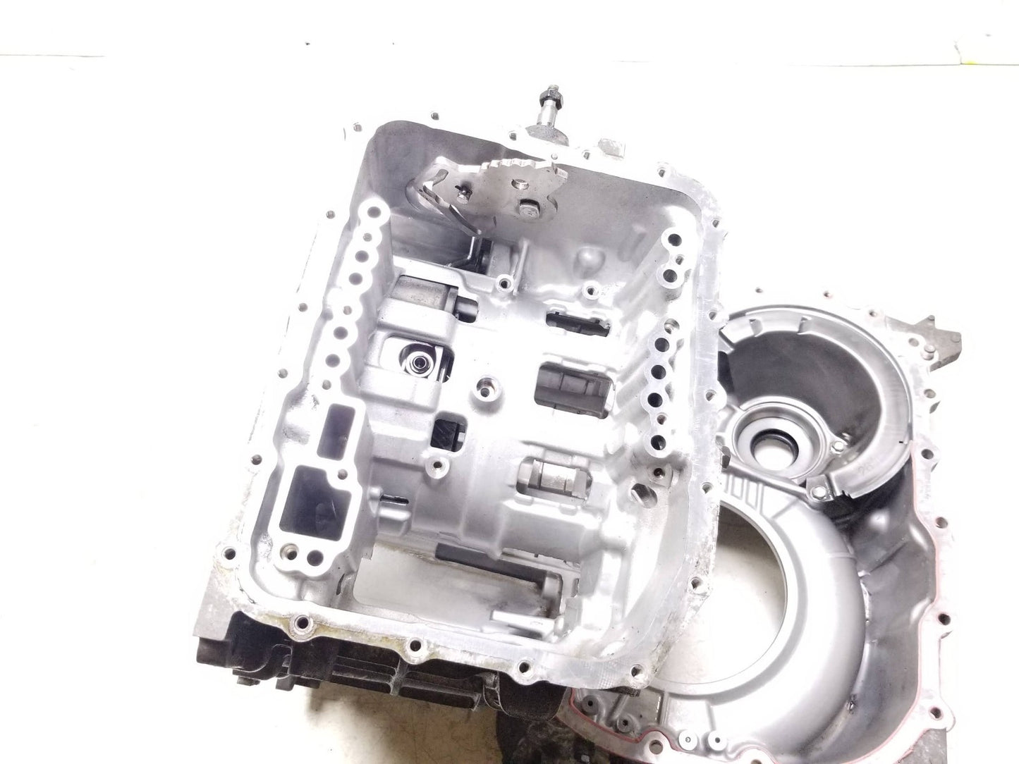 2014 - 2016 Kia Soul Automatic Transmission Housing OEM