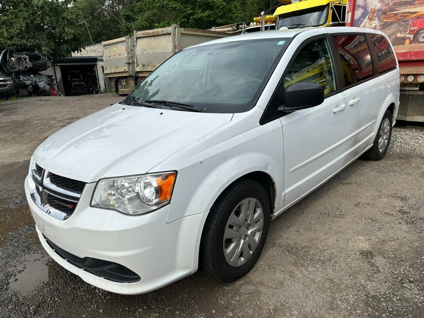 2011 - 2020 Dodge Grand Caravan Door Weatherstrip Front Driver Side Left OEM