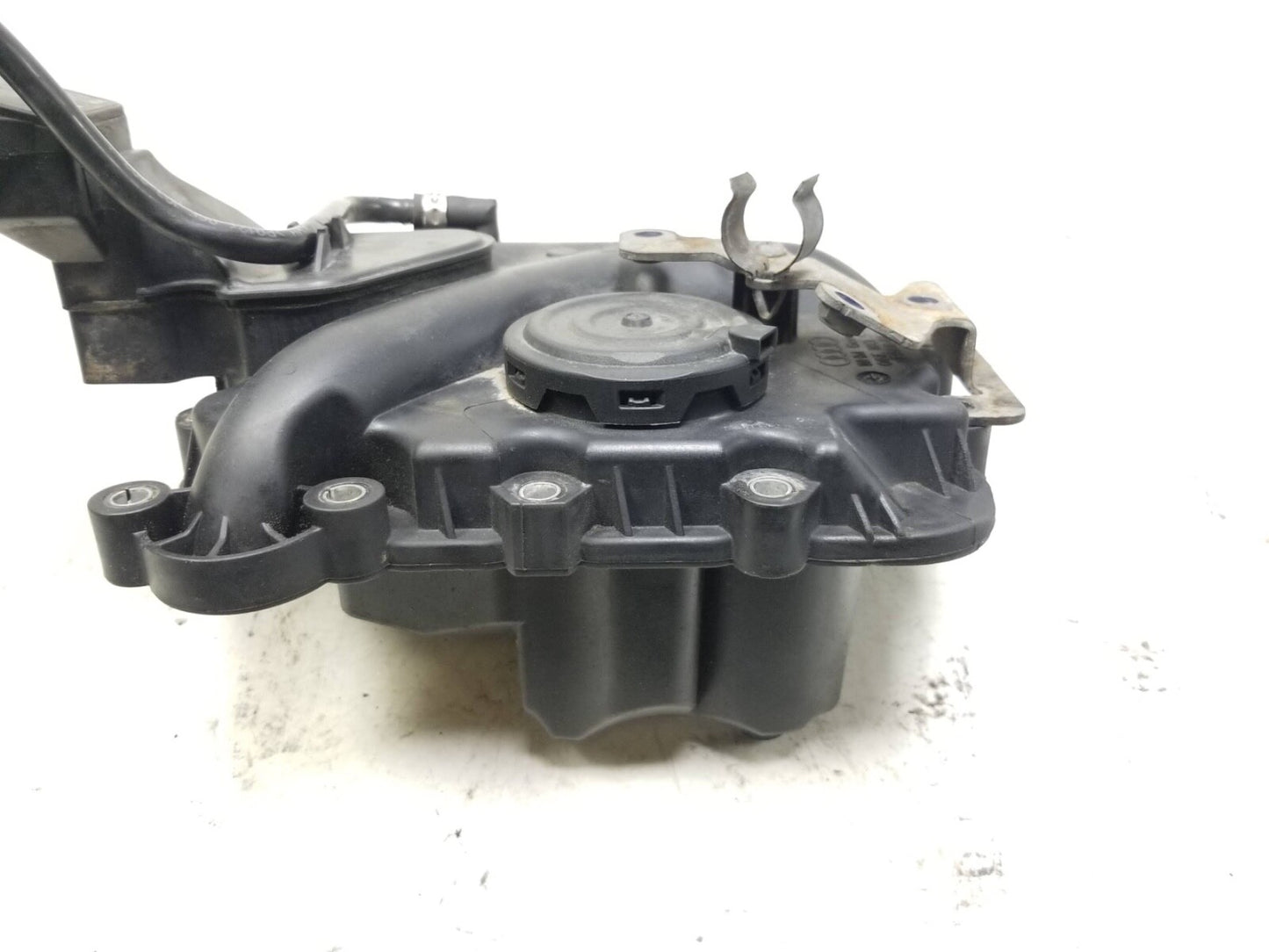 2009 - 2017 Audi Q5 Engine Crankcase Vent Valve Oil Separator OEM