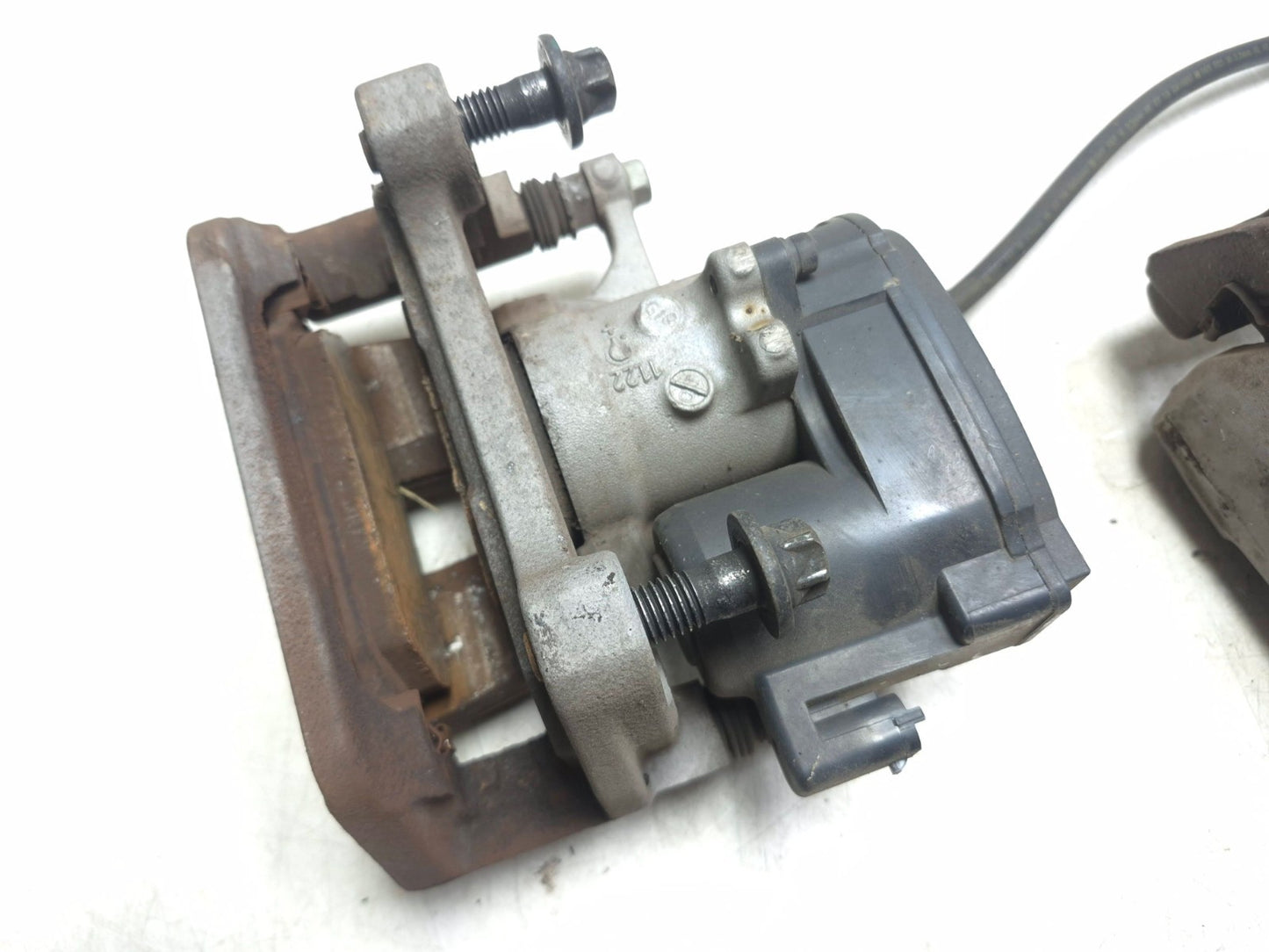 2019 Tesla Model 3 Rear Brake Caliper Left & Right Pair OEM
