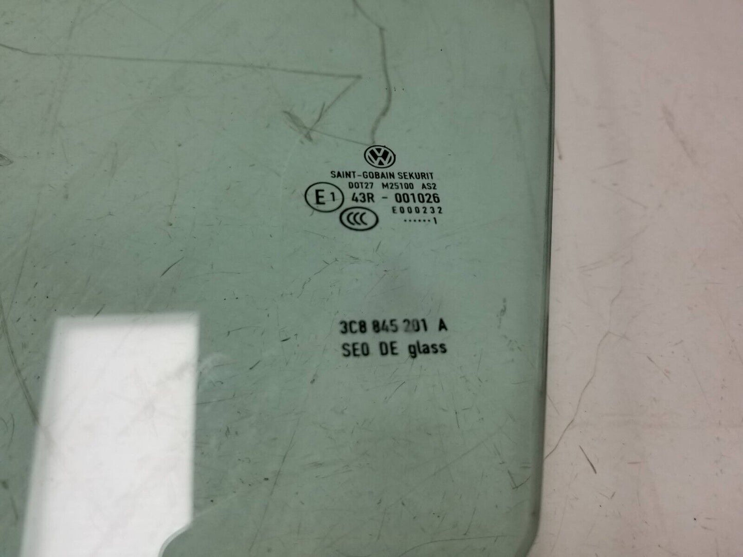 09 - 17 Volkswagen Cc Front Door Window Glass Driver Side Left OEM