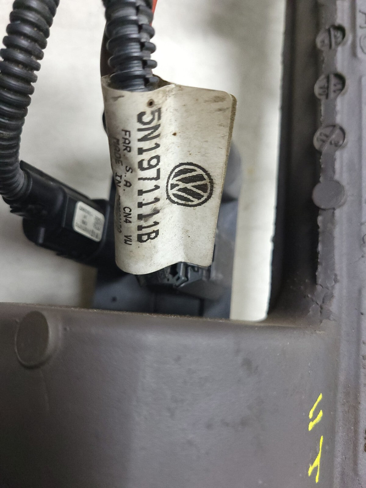 2011 VW Tiguan Steering Gear Rack & Pinion OEM *has Damage*