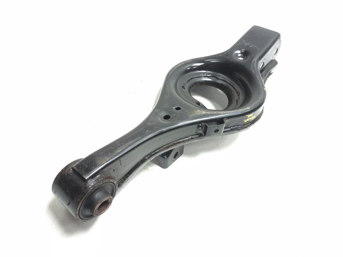 2013 Hyundai Genesis Coupe Rear Lower Arm Left Driver Side 55210-2m100 OEM