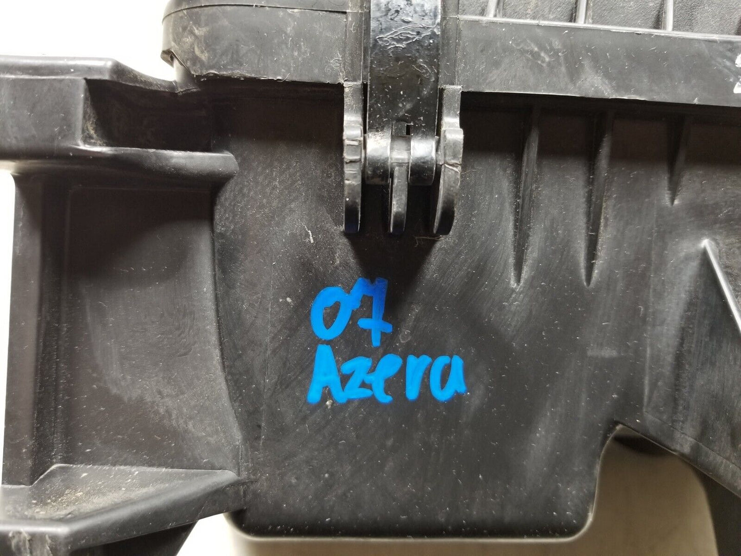 06 - 10 Hyundai Azera Air Filter Housing Box 28110-3l100 OEM