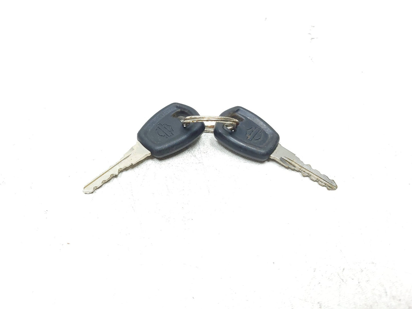 14-20 Harley Street 750 Xg750 Ignition Set Key Fuel Tank Cap Ignition Switch OEM