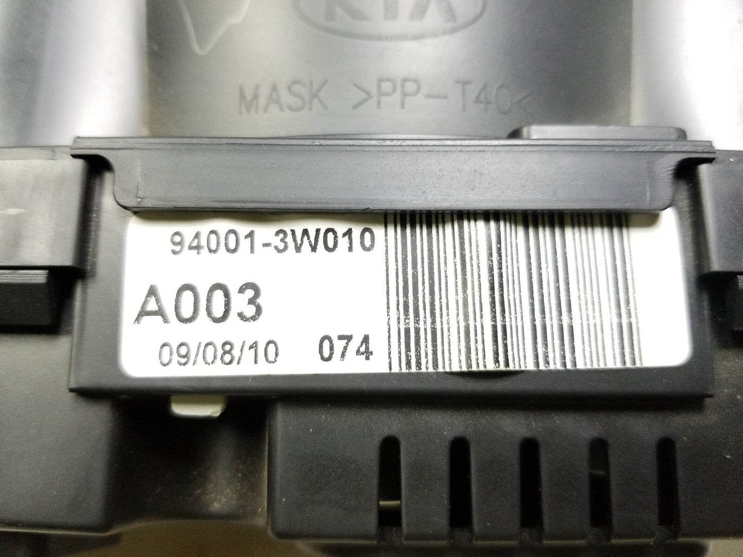 2010 - 2011 Kia Sportage At Instrument Cluster Speedometer OEM 305k