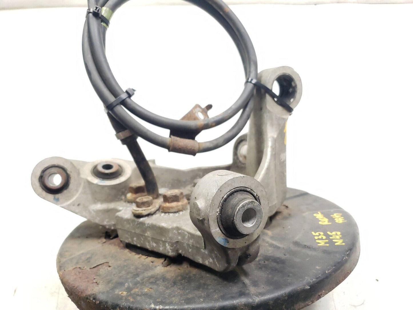 06 - 09 Infiniti M35 Spindle Knuckle Rear Passenger Right Side AWD OEM