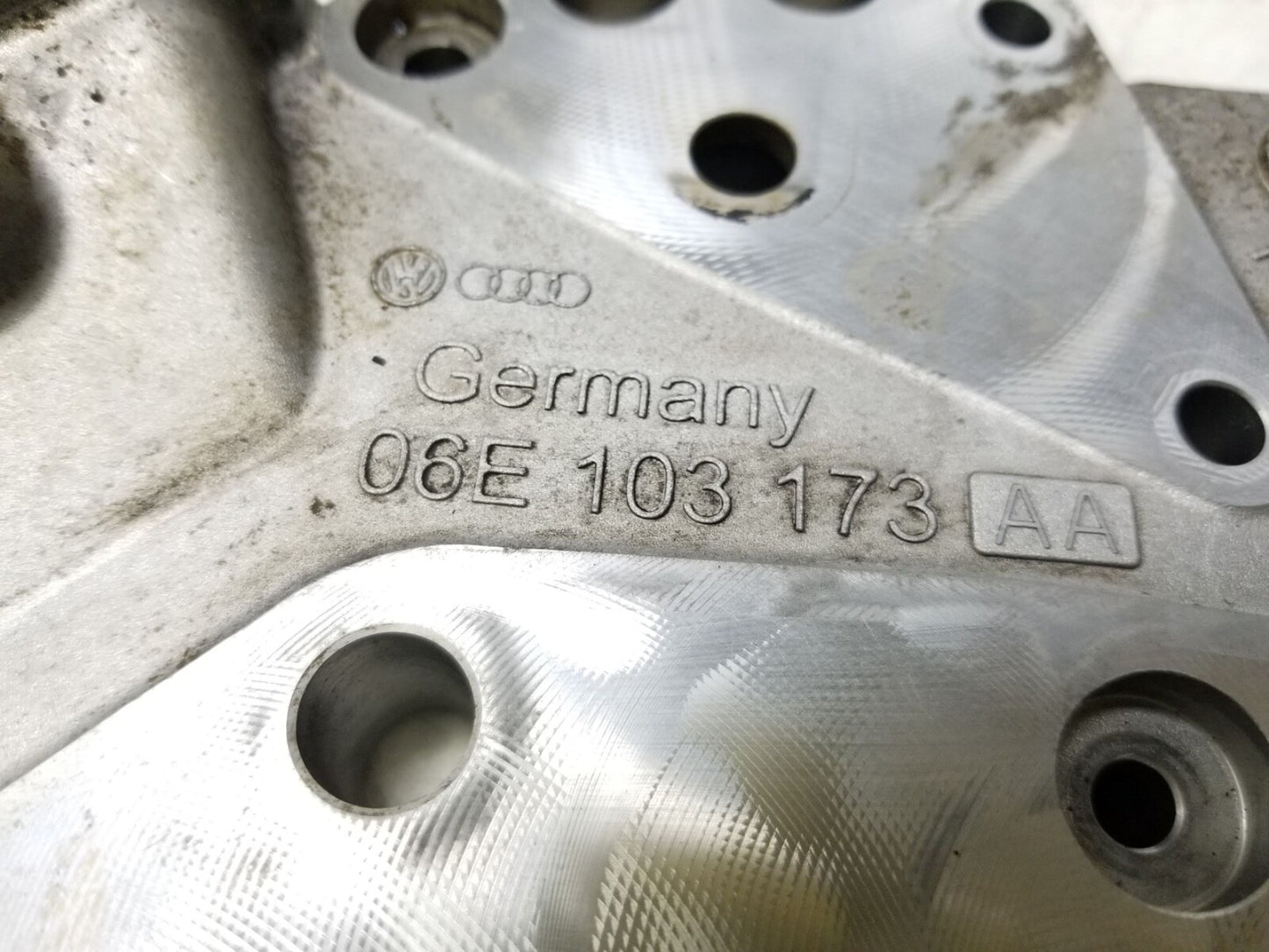 2009 - 2012 Audi Q5 3.2 Rearengine Sealing Flange OEM