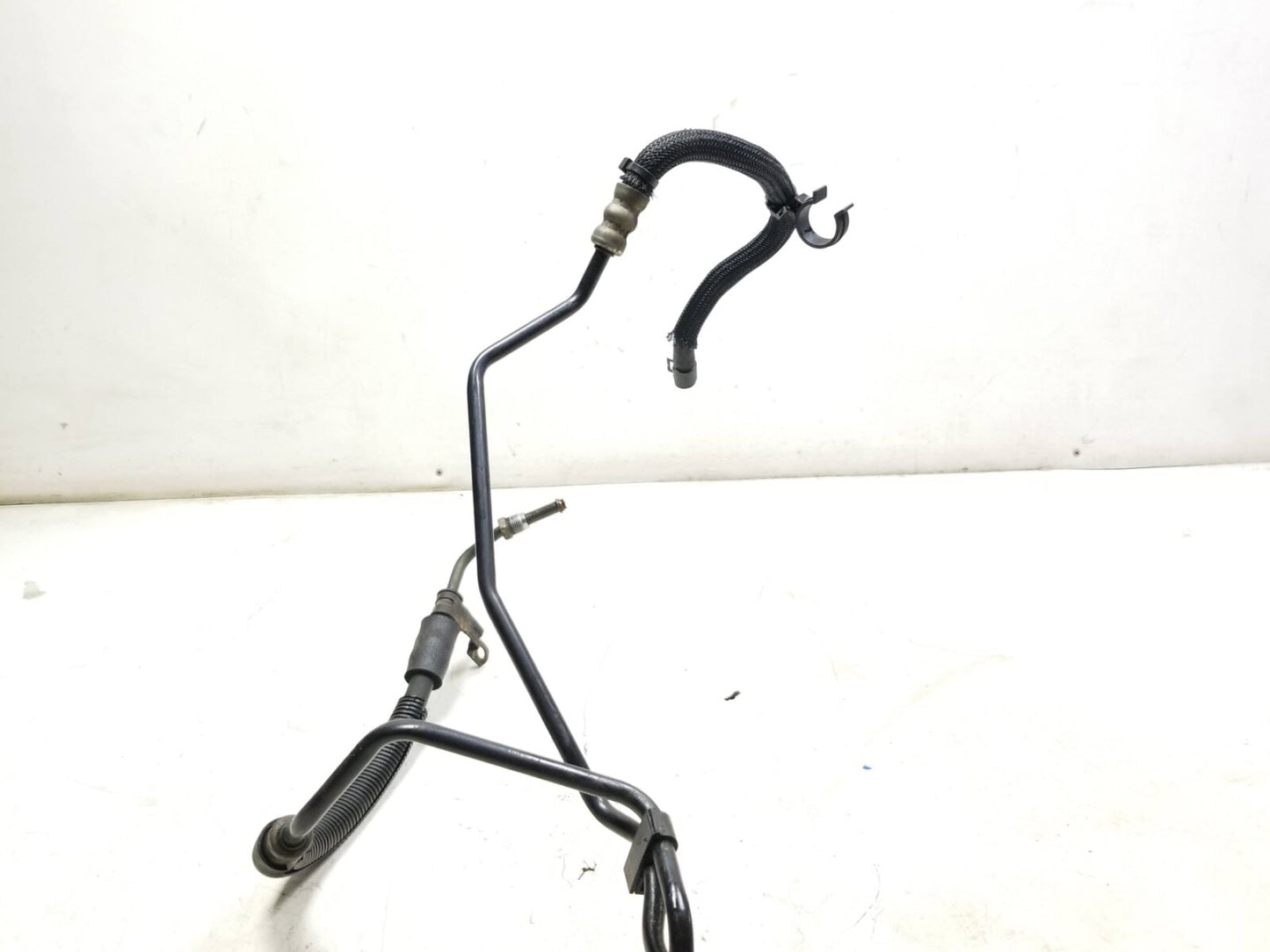 2010 - 2016 Cadillac SRX 3.0l Steering Pump Oil Hose OEM
