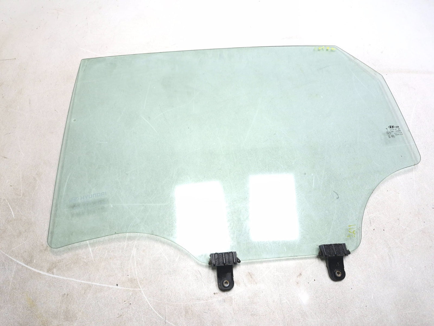 2019 Hyundai Kona Rear Door Window Glass Left Driver Side OEM