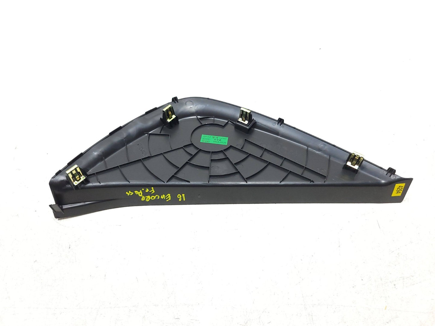 13 - 18 Buick Encore Dash End Cap Cover Trim Left & Right OEM