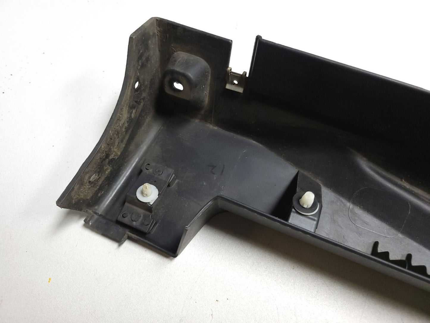 16 17 18 19 Nissan Rogue Rocker Panel Skirt Molding Driver Side OEM