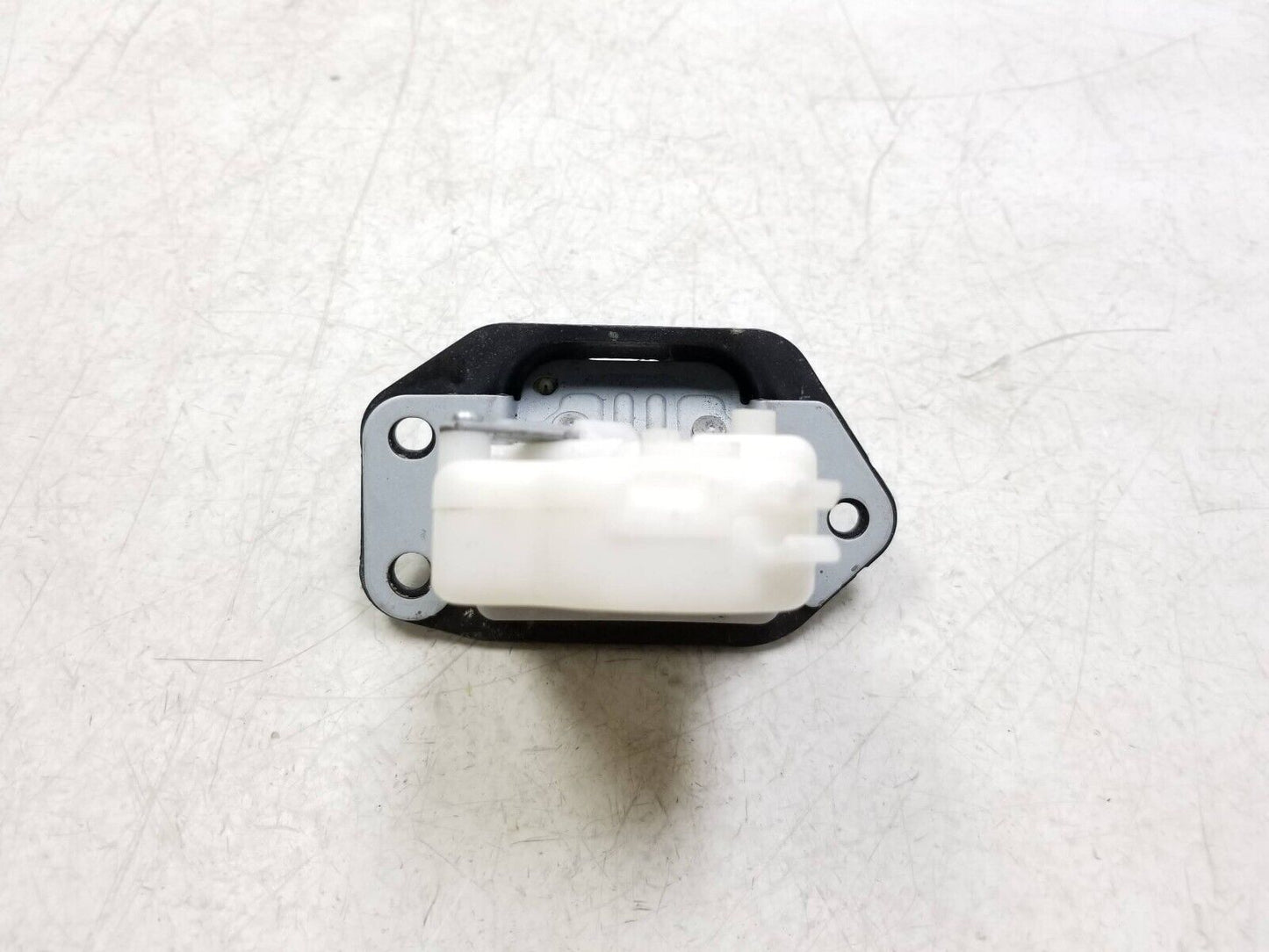 11 12 13 14 Nissan Juke Rear Tailgate Hatch Lock Actuator OEM