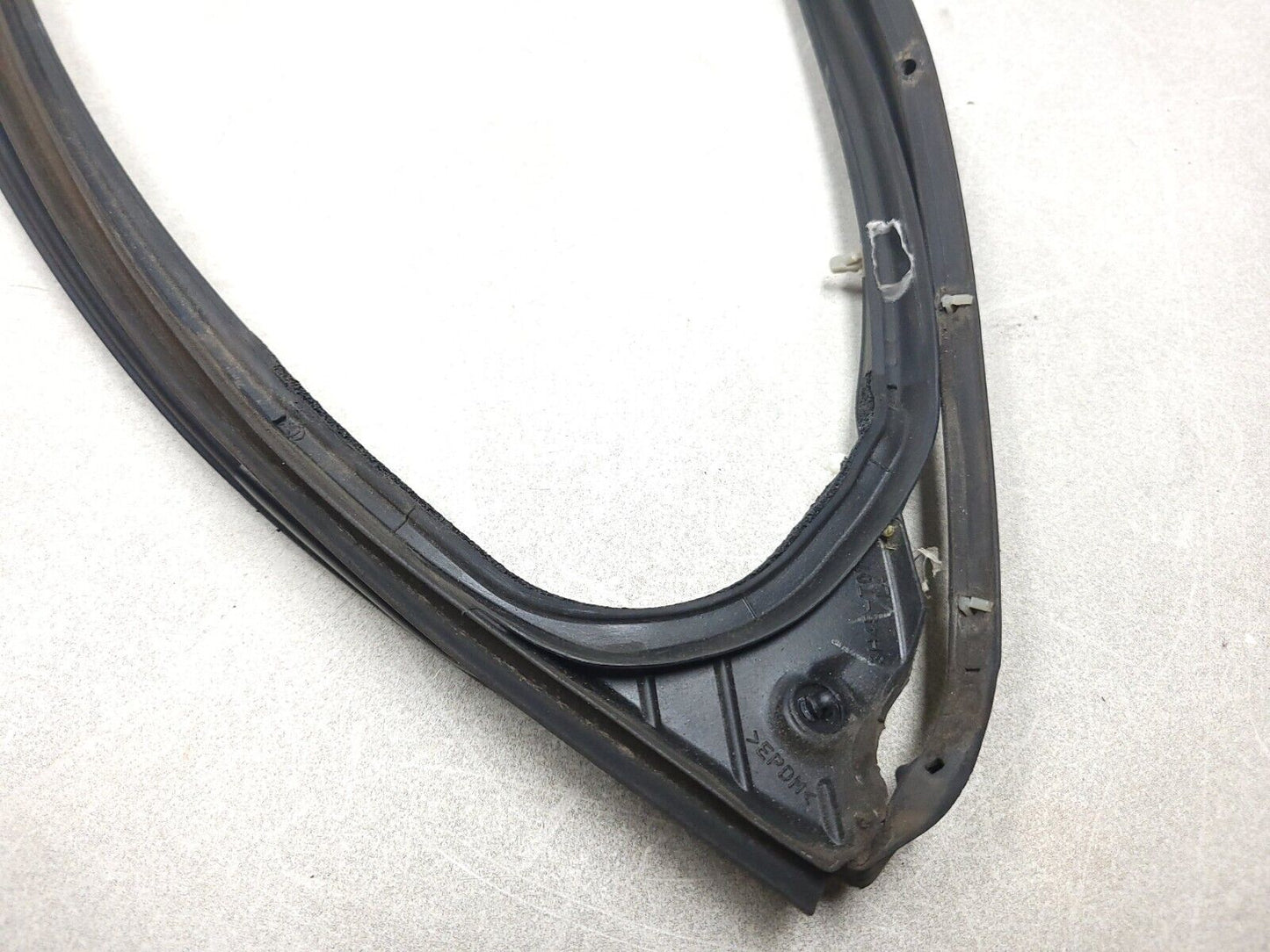07-09 Mitsubishi Outlander Door Weatherstrip Seal Rear Driver Side Left 2pcs OEM