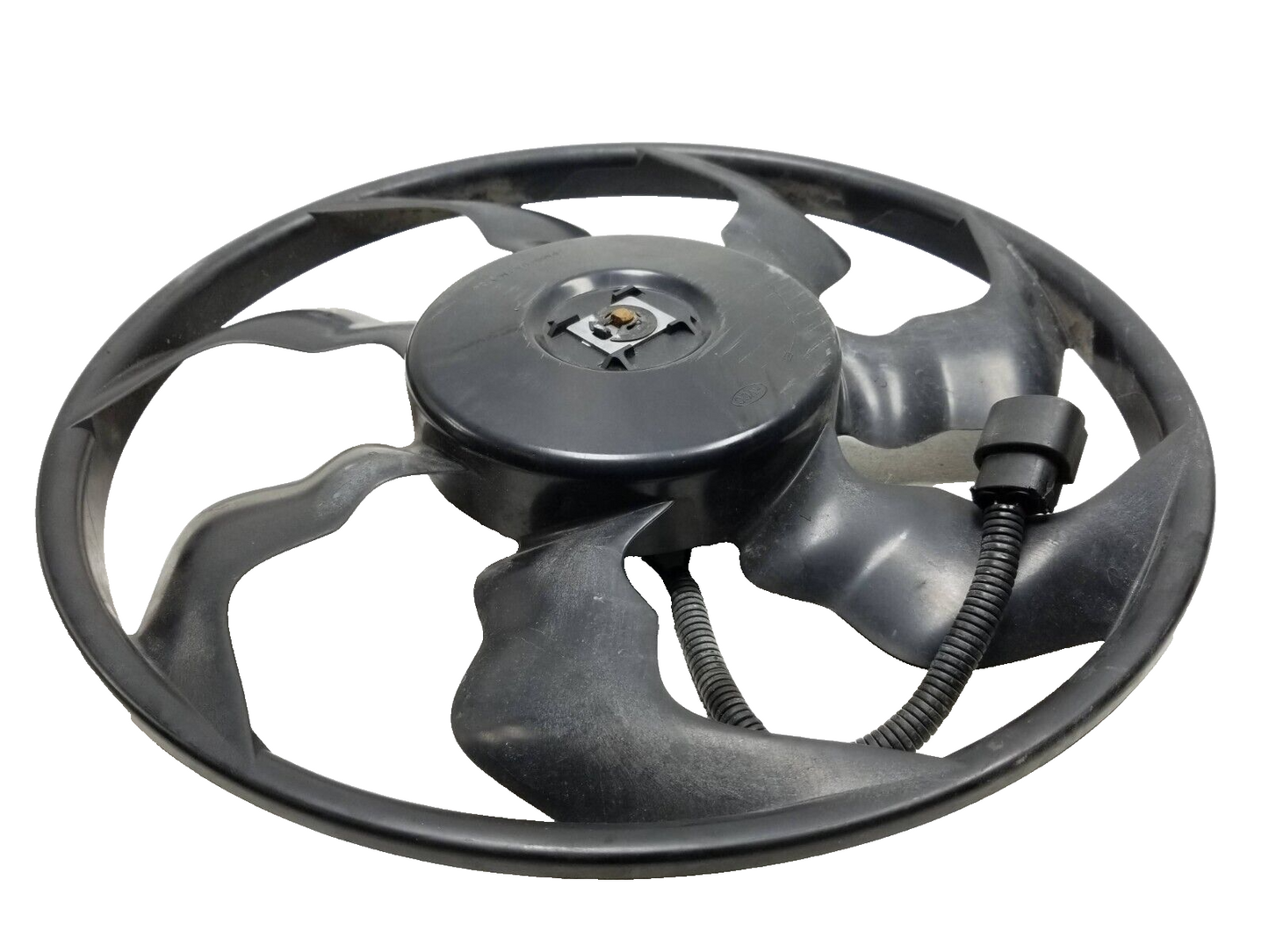 17 18 Kia Forte Radiator Cooling Fan W/ Motor 3137230253 OEM