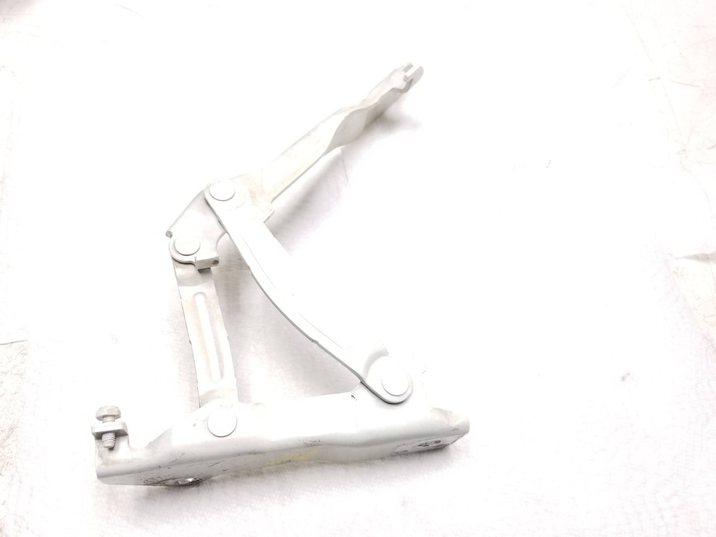 2014 - 2019 Kia Soul Front Hood Bonnet Hinge Pair OEM