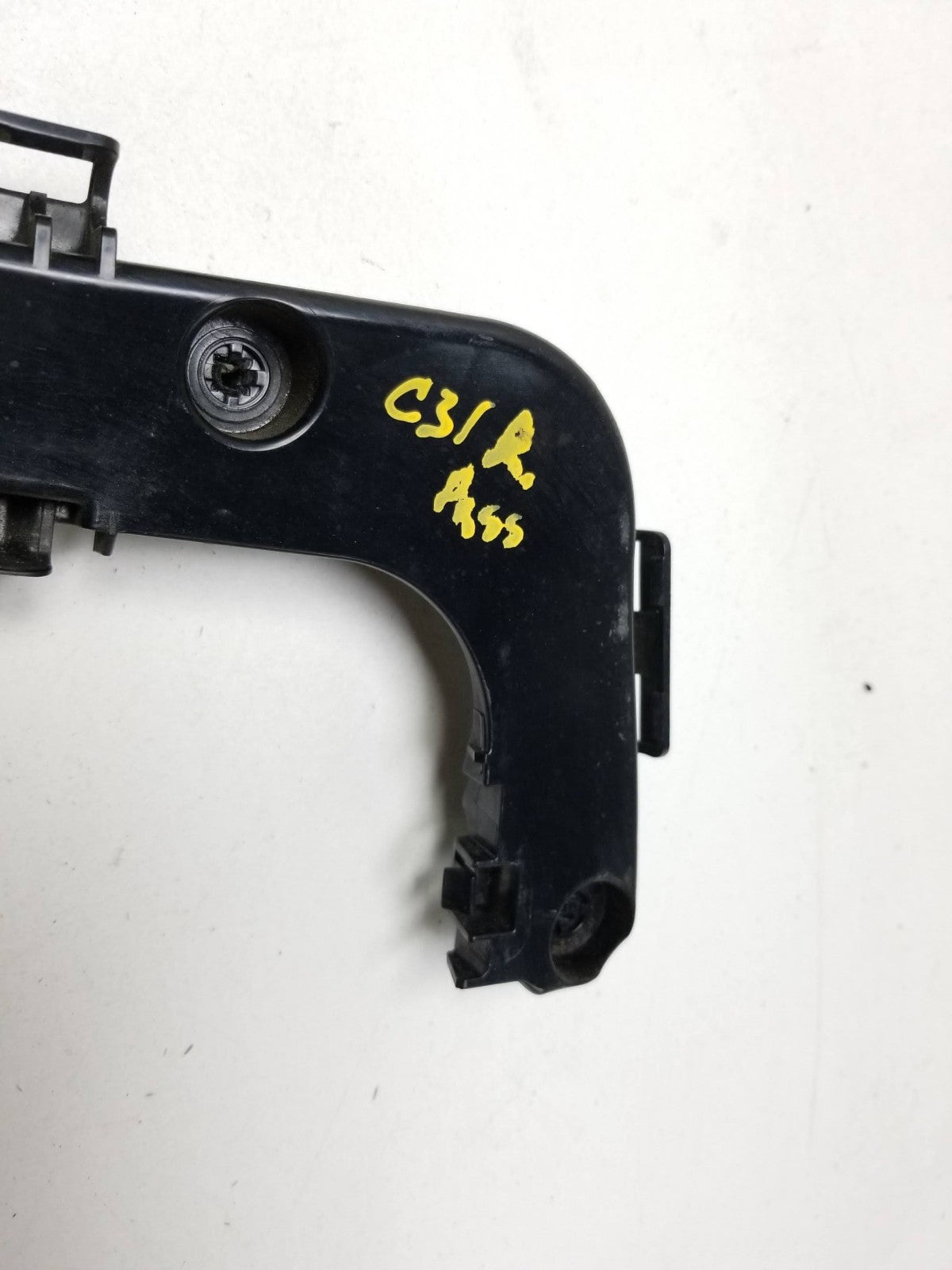 2012 Jeep Grand Cherokee Rear Bumper Bracket Left & Right OEM