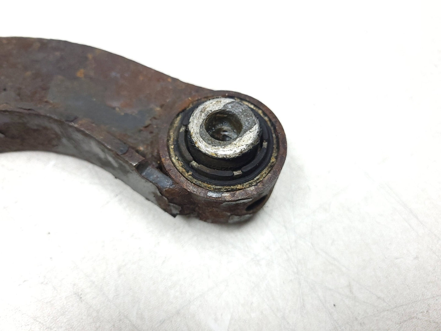 2006-2009 Volkswagen Jetta Golf Rear Upper Control Arm Pair OEM