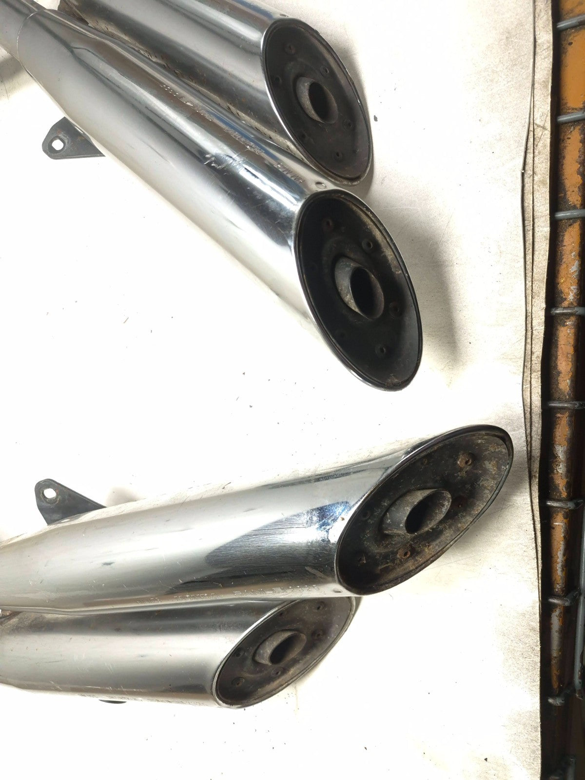 1997 Honda Magna Vf750c Muffler Pair OEM