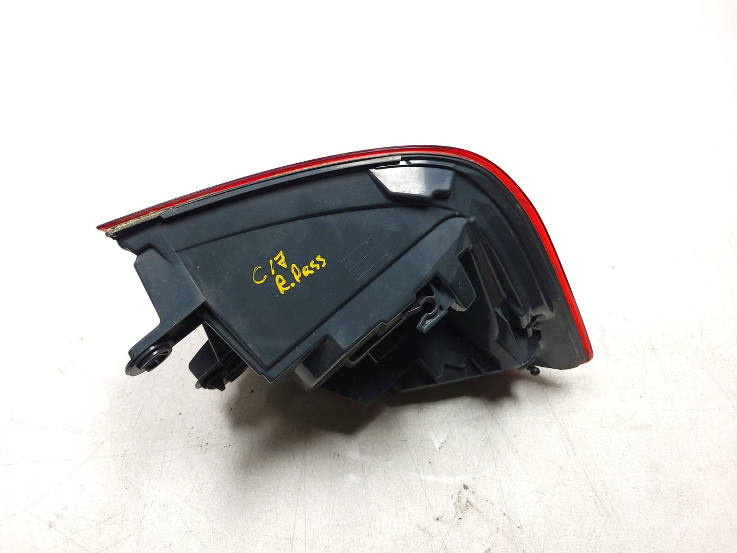 16-18 BMW 330xi F30 Tail Light Passenger Side 6911606 OEM β
 76k Miles
