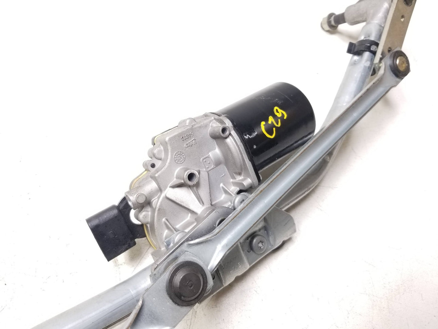 2017 Jaguar Xe OEM Windshield Wiper Motor Assembly W000060842