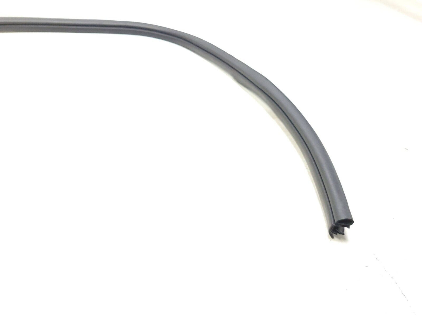 2009-2013 Hyundai Genesis Coupe Door Sill Seal Left & Right OEM