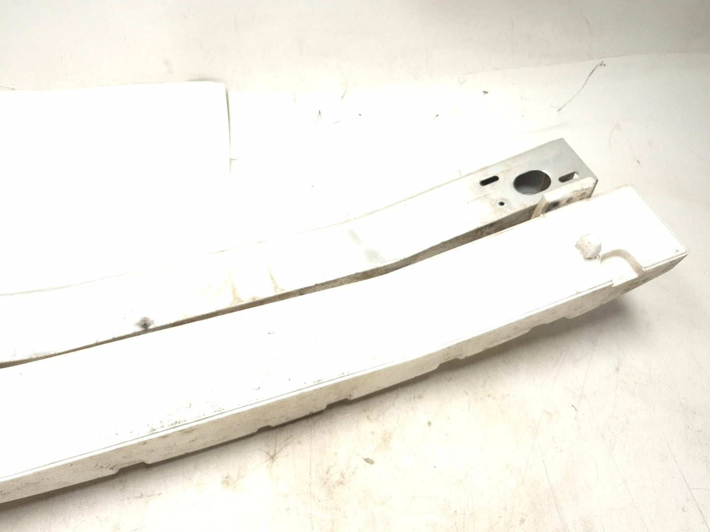 2012 Nissan Leaf Front Bumper Impact Bar W/ Foam Impact Absorber Pair OEM