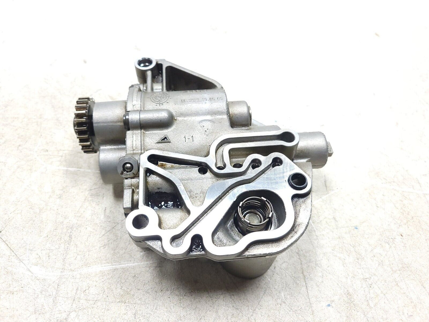 2009 - 2012 Audi A4 Quattro Engine Oil Pump   2.0t OEM