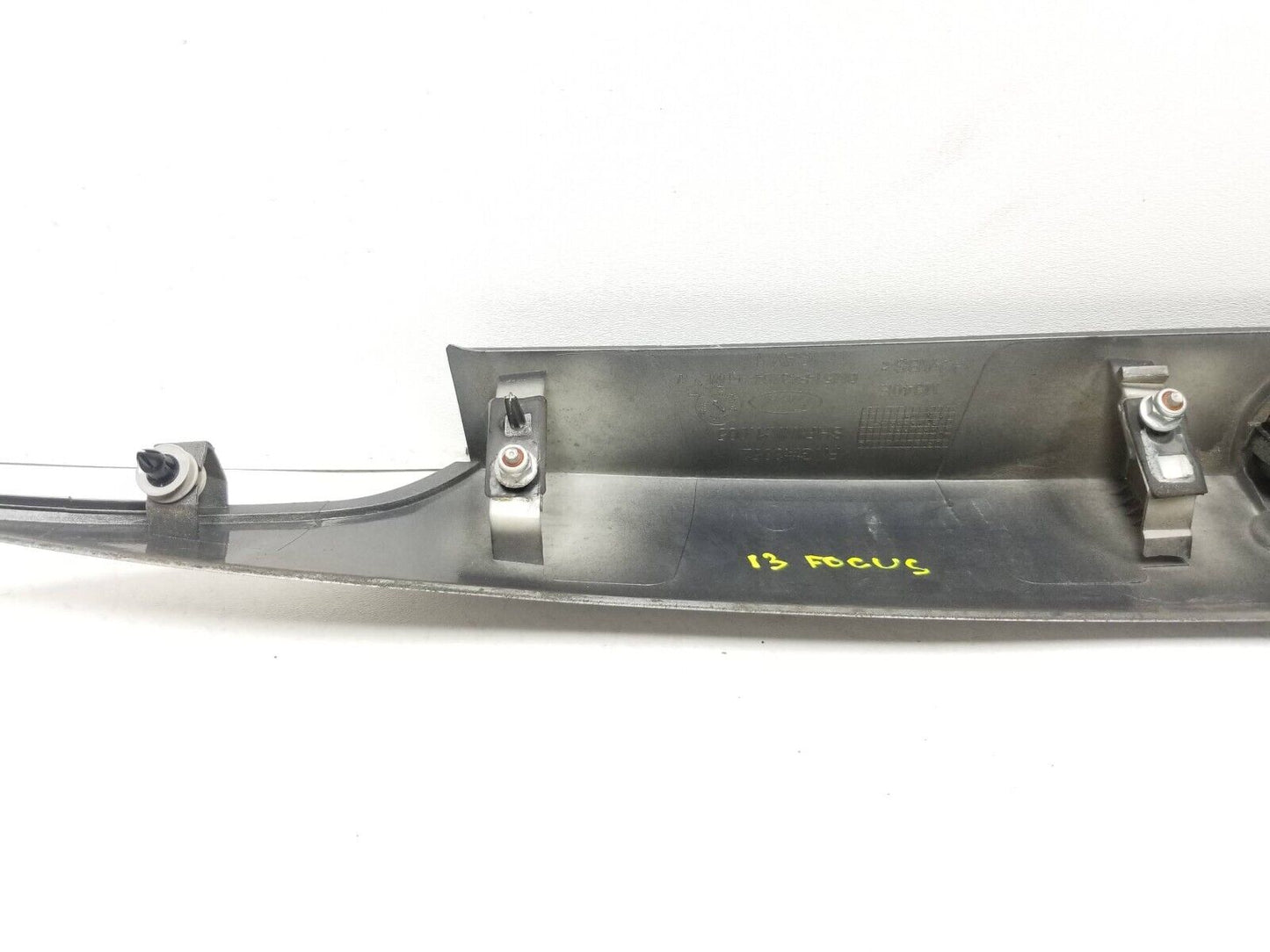 2012 - 2014 Ford Focus Sedan Trunk Tailgate Lid Molding Trim Bm51-f43404 OEM