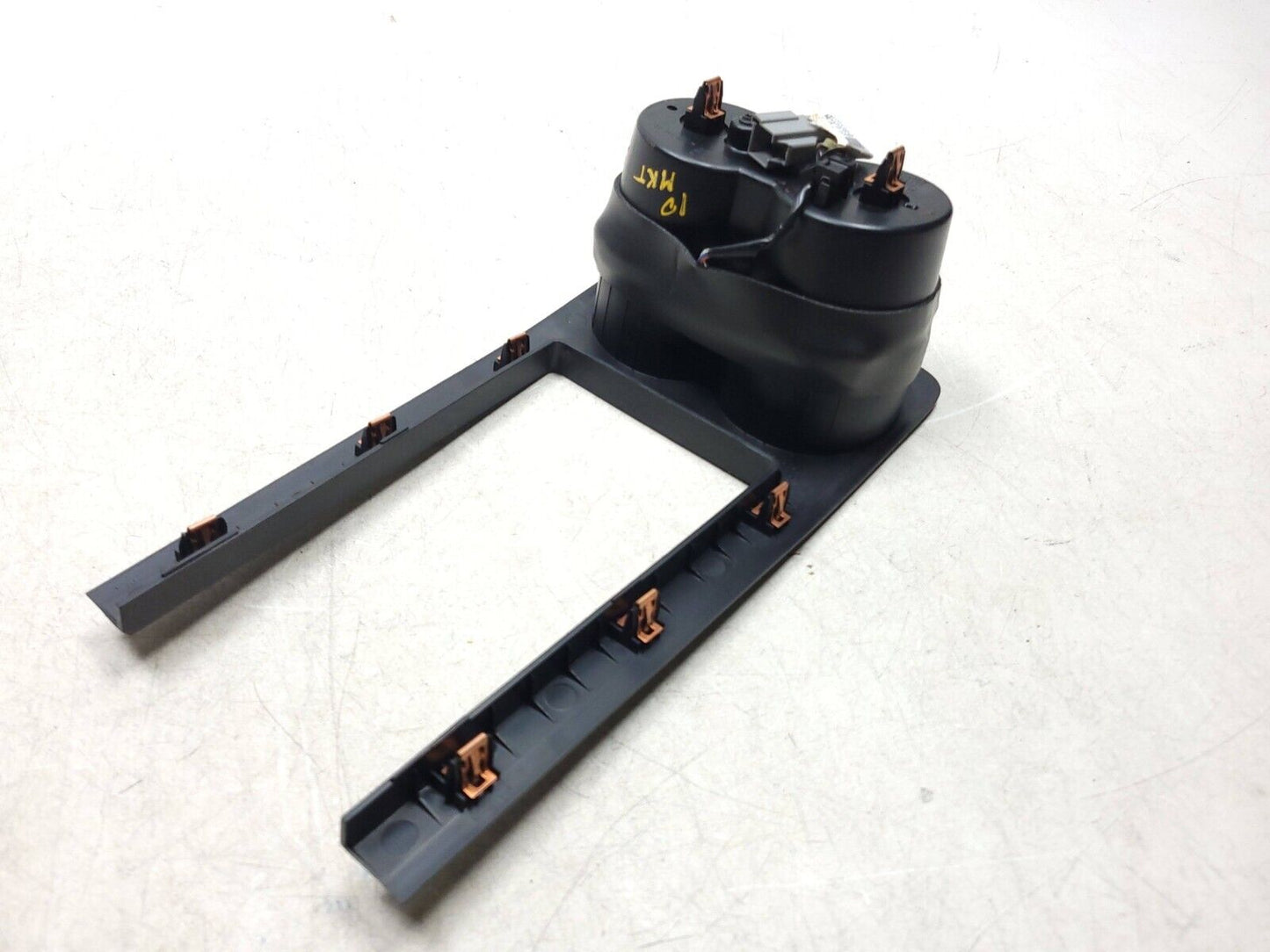 10-19 Lincoln MKT Center Console Cup Holder OEM