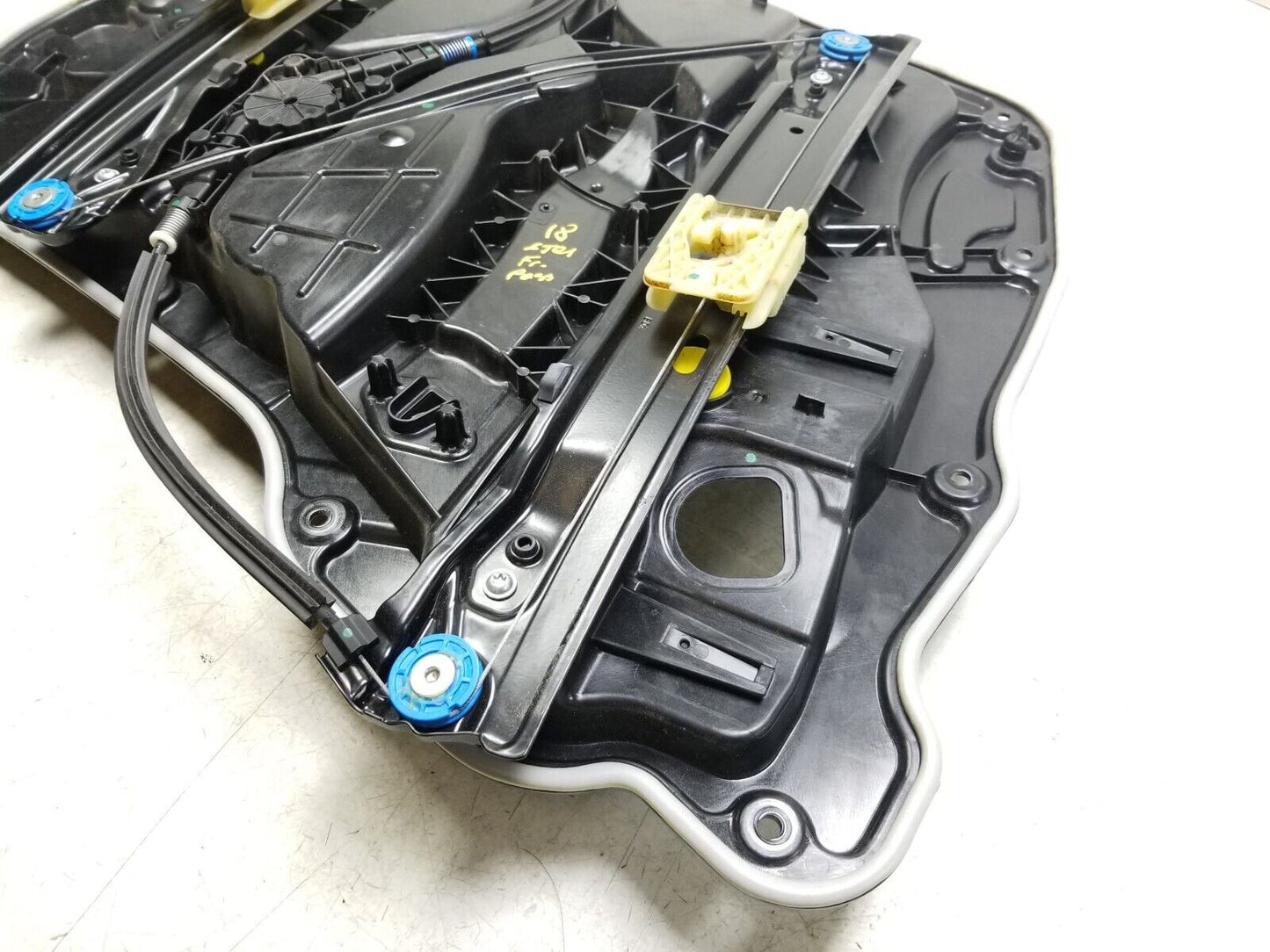 17-19 Alfa Romeo Stelvio Window Regulator Panel Front Passenger Side Right OEM