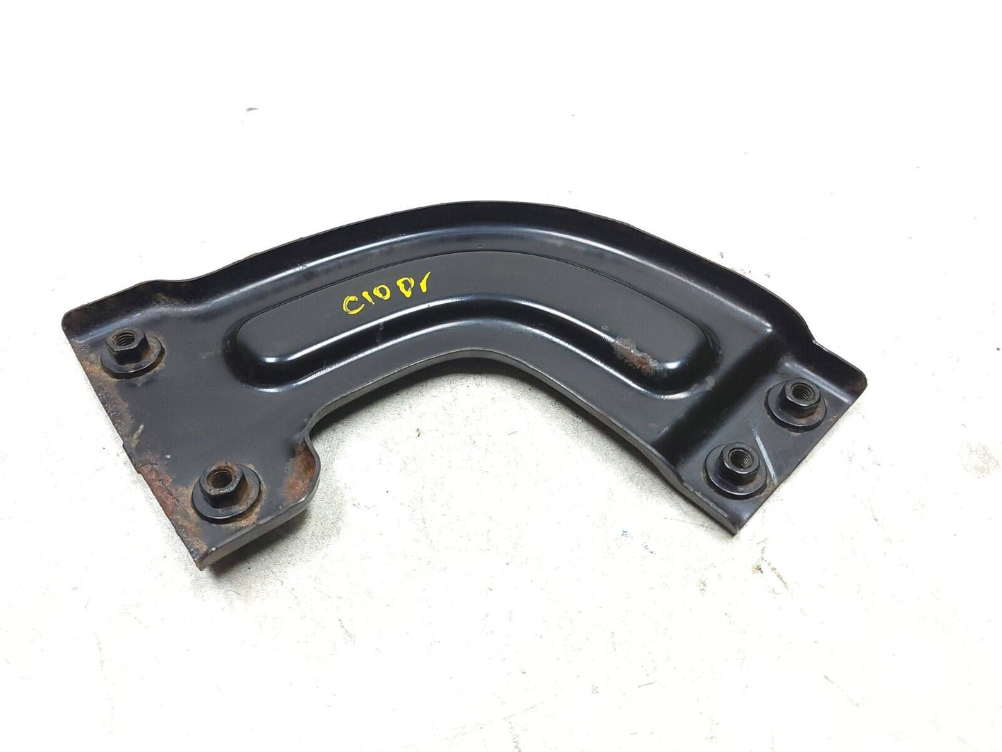 10-14 Chevrolet Suburban Front Fender Brace Left & Right Pair OEM